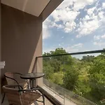 Green Apartments *