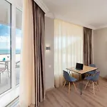 Green Apartments * Odessa