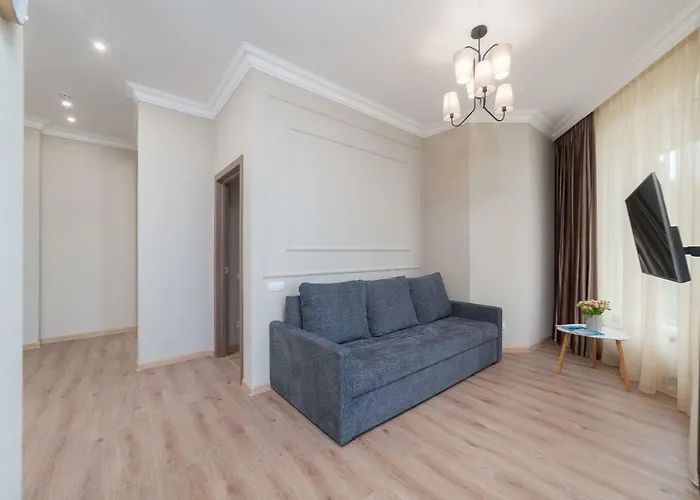 Green Apartments * Odessza