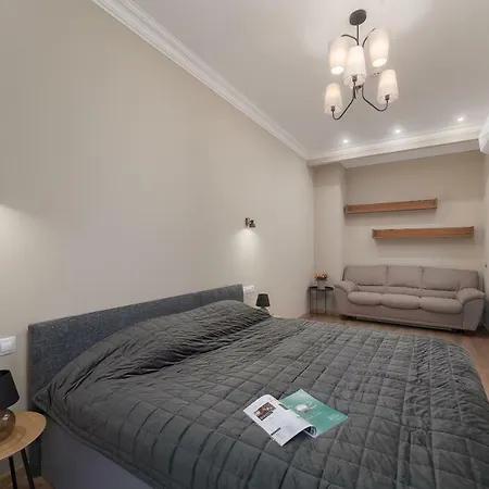 Green Apartments Apartment Odesa